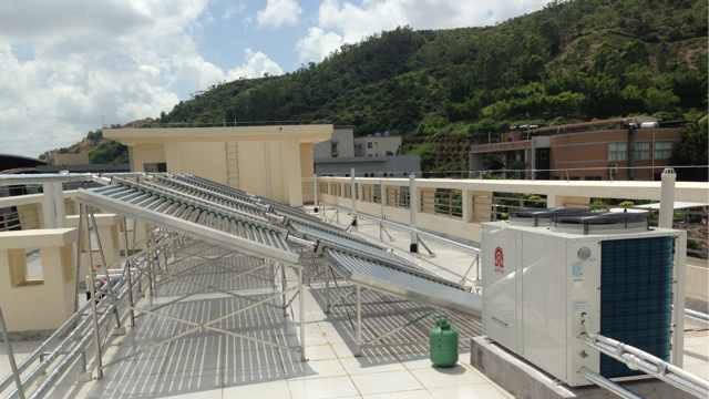 宾馆太阳能空气能组合热水工程